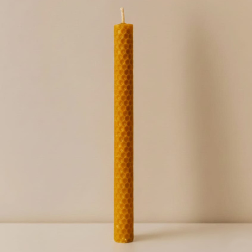 Bougie Roulée en Cire d’Abeille – Artisanat brut & Charme bohème Sacred Moment